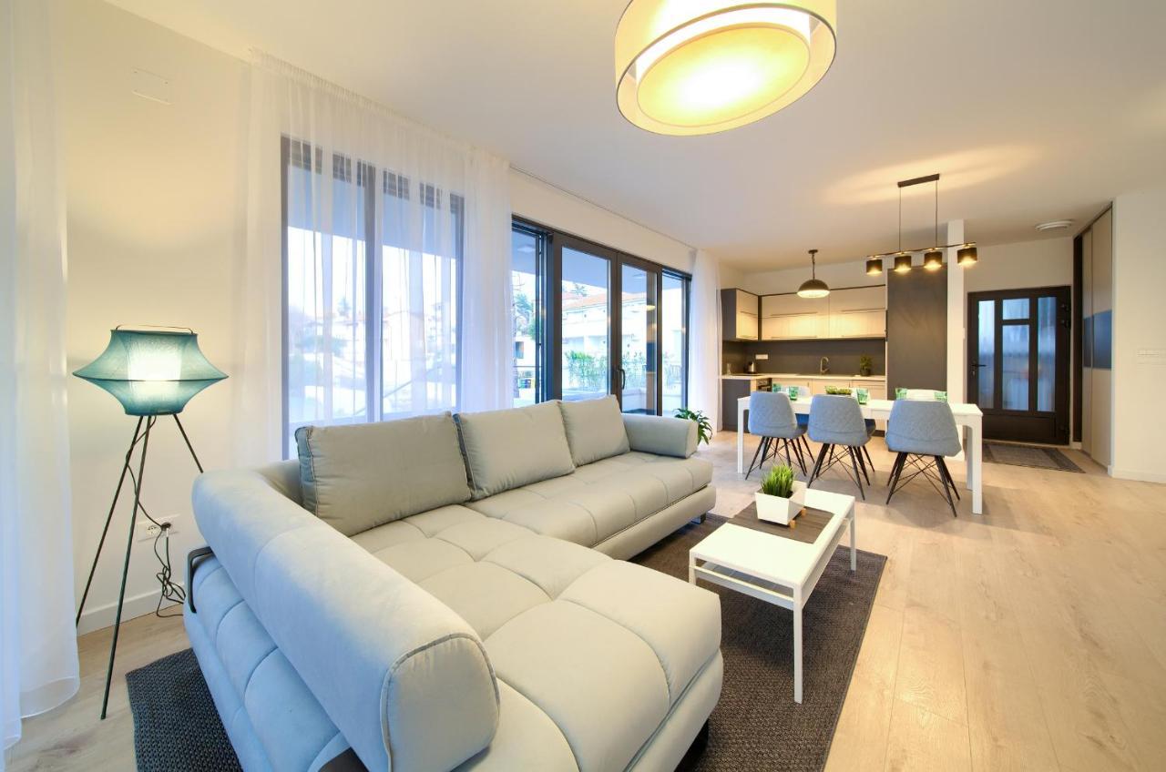 Apartments Perle Malinska Eksteriør billede